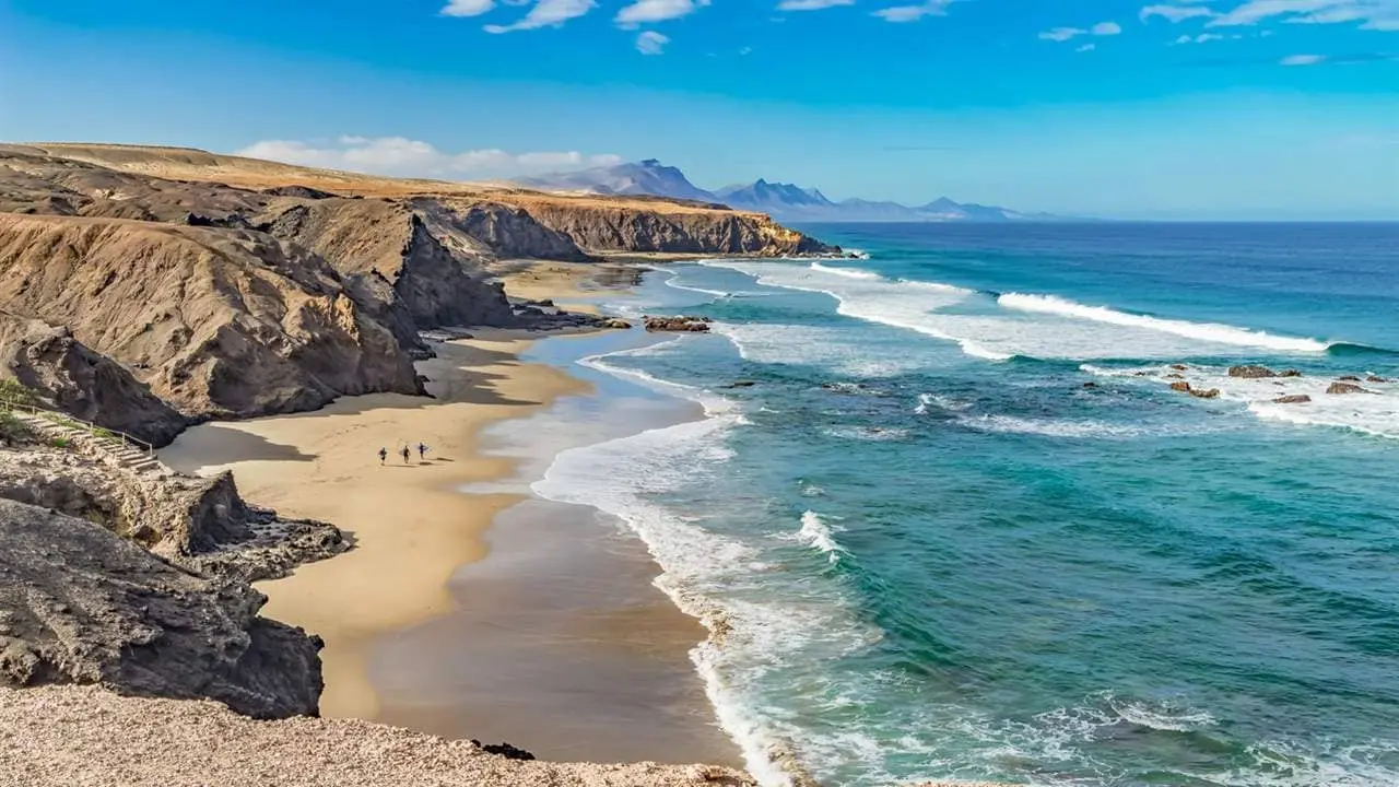 House Image of Islas Canarias: Un Archipiélago de Contrastes en el Atlántico