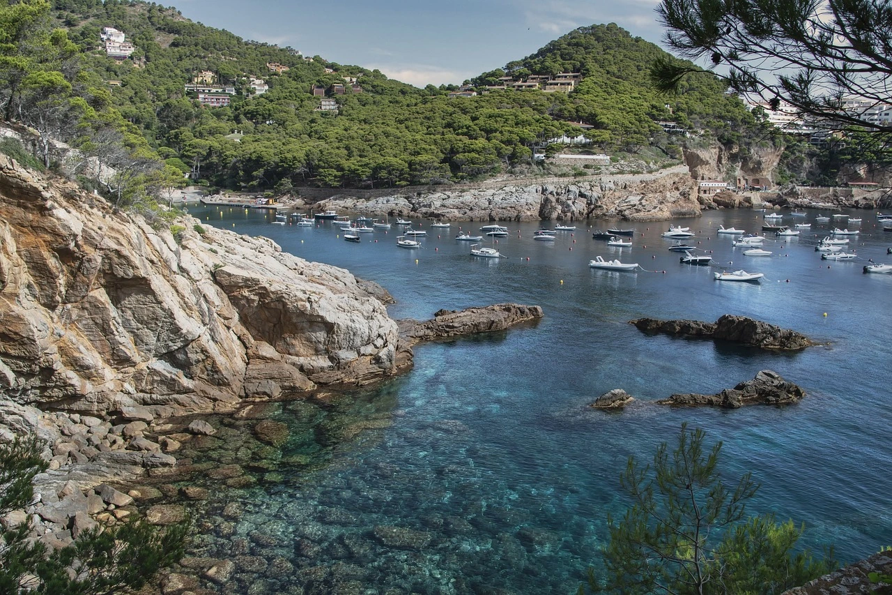 House Image of Los Pueblos y Villas Más Hermosos de la Costa Brava